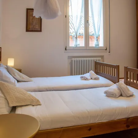 Appartement Housmart Corte Galluzzi 7/2 Bologna