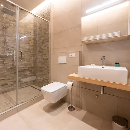 Apartment Housmart Corte Galluzzi 7/2