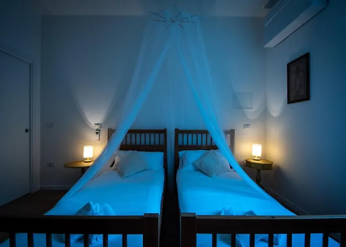 Housmart Corte Galluzzi 7/2 Lejlighed Bologna