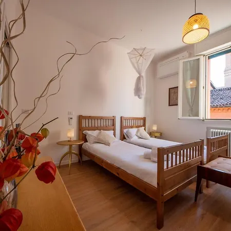 Apartment Housmart Corte Galluzzi 7/2 *