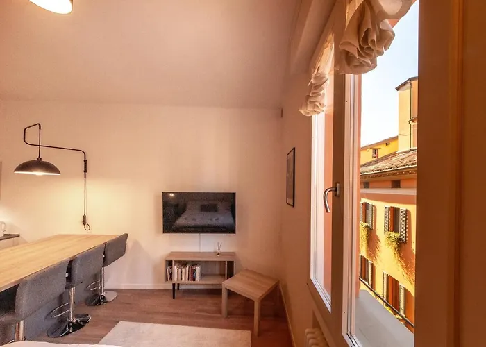 Housmart Corte Galluzzi 7/2 *