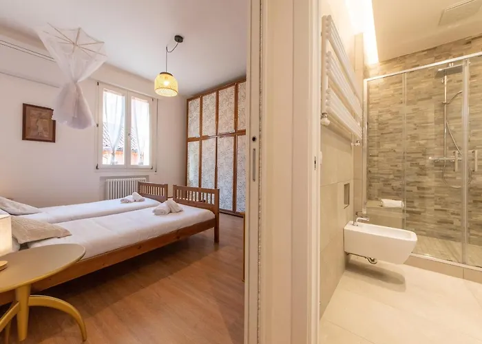 Apartament Housmart Corte Galluzzi 7/2 Bolonia