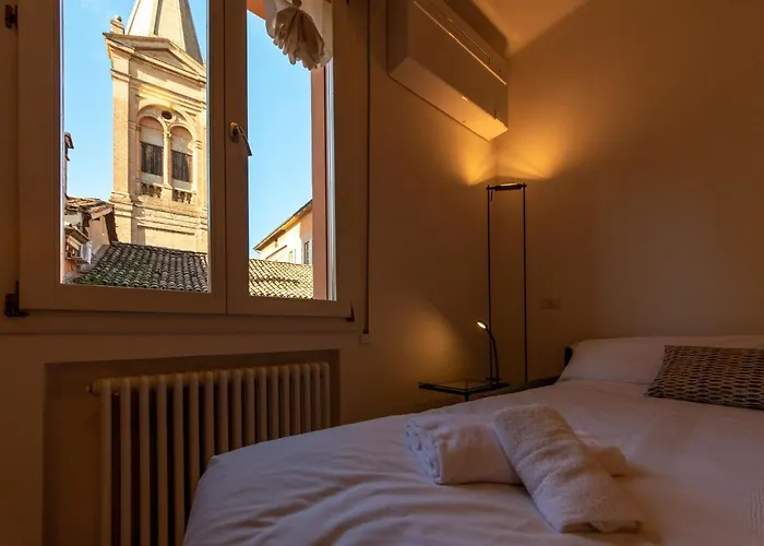 Housmart Corte Galluzzi 7/2 Apartament