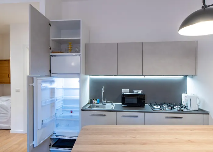 Apartamento Housmart Corte Galluzzi 7/2